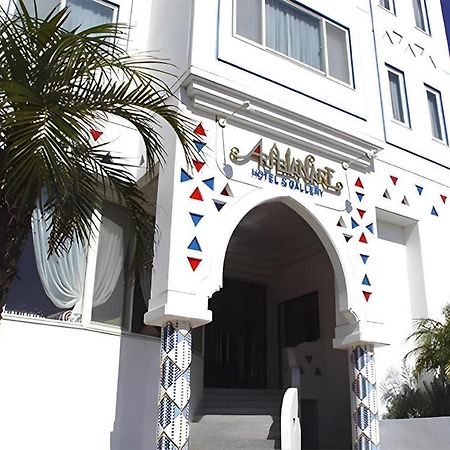 Arabian Art Hotel & Gallery Onjuku Buitenkant foto