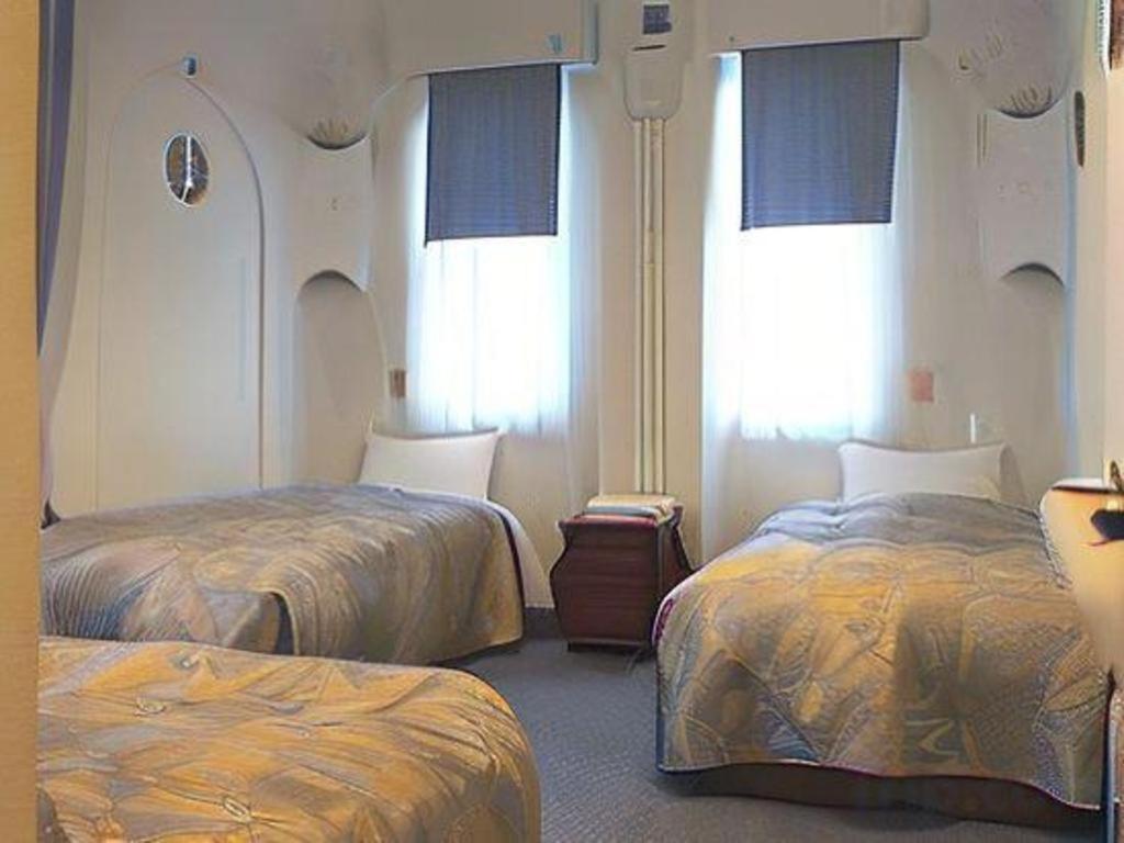 Arabian Art Hotel & Gallery Onjuku Buitenkant foto